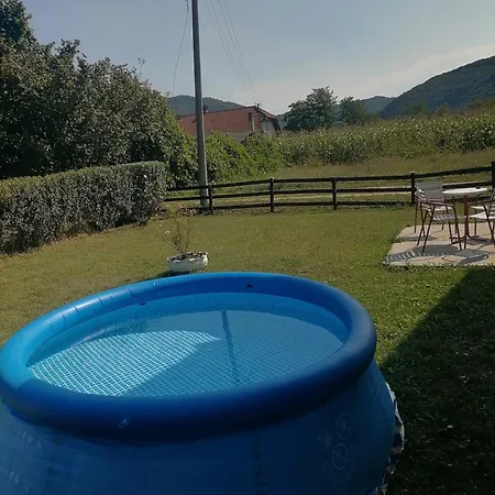 Vikendica Kuca Za Odmor In *